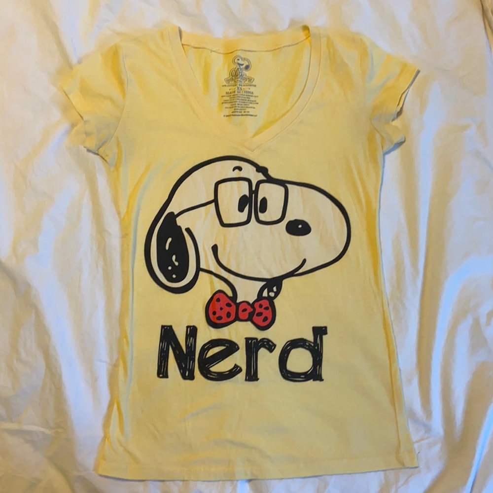 SOLD‼️‼️Peanuts T-shirt - Picture 1 of 2